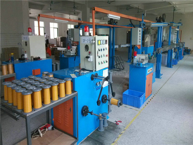 電纜擠塑機操作流程視頻，掌握核心步驟，提升生產(chǎn)效率